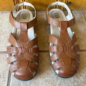 EARTH SPIRIT Women’s Strappy Brown Fisherman Sandals size woman’s 11